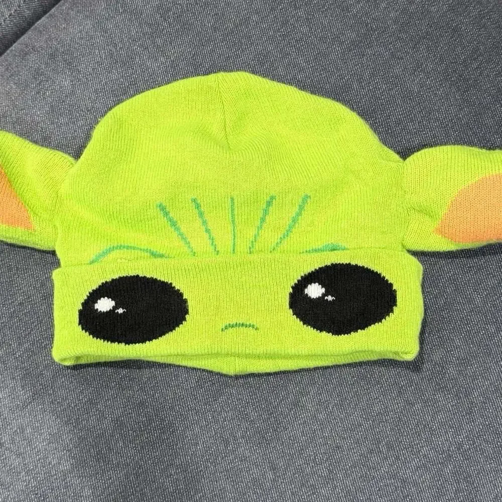 Star Wars The Mandalorian “The Child” Baby Yoda Kids Flip-Down Beanie Hat